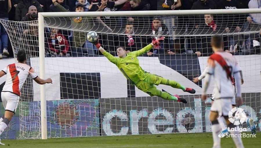 Один з сейвів Андрія Луніна / фото: La Liga Один з сейвів Андрія Луніна / фото: La Liga