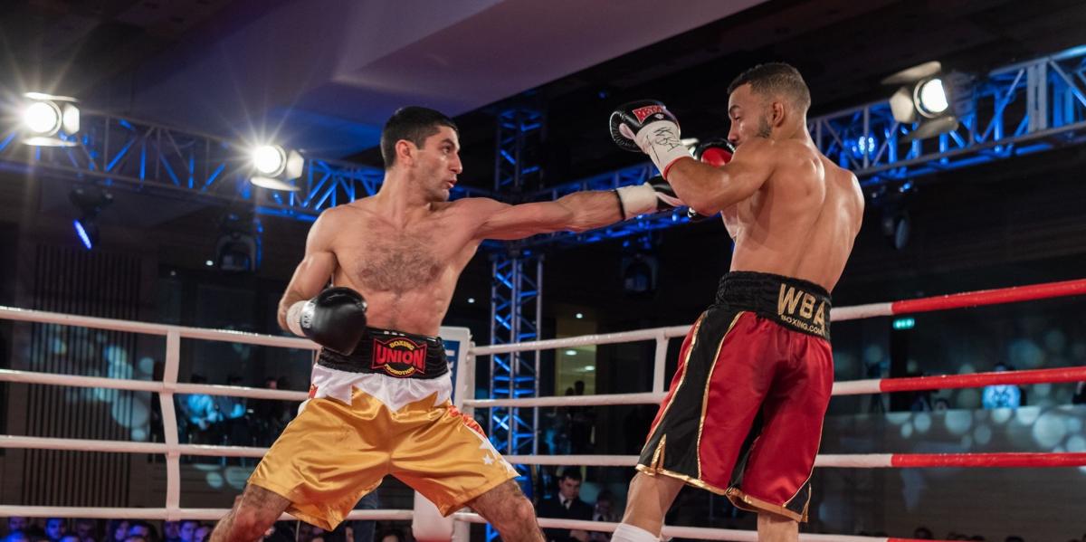 Далакян зумів перемогти з переломом / фото: Union Boxing Promotion Далакян зумів перемогти з переломом / фото: Union Boxing Promotion