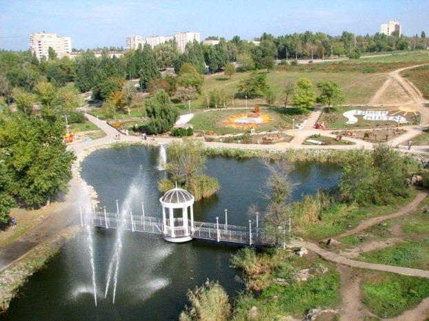 Парк в Запорожье / zaporizhzhia.city Парк в Запорожье / zaporizhzhia.city