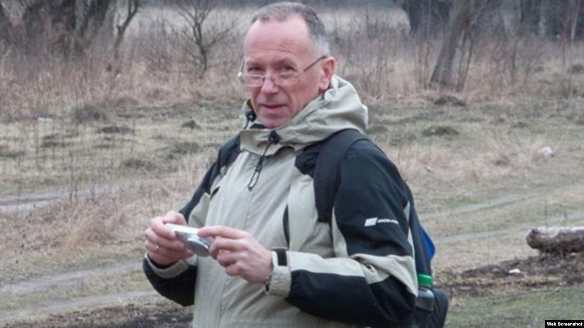 До заяви журналіст додав 11 сторінок доказів реальних погроз / фото: Владислав Савенок До заяви журналіст додав 11 сторінок доказів реальних погроз / фото: Владислав Савенок