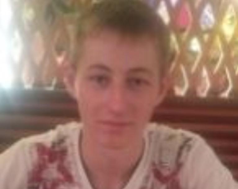 Тело украинского бойца находится у боевиков / фото: "Типичный Северодонецк" Тело украинского бойца находится у боевиков / фото: "Типичный Северодонецк"