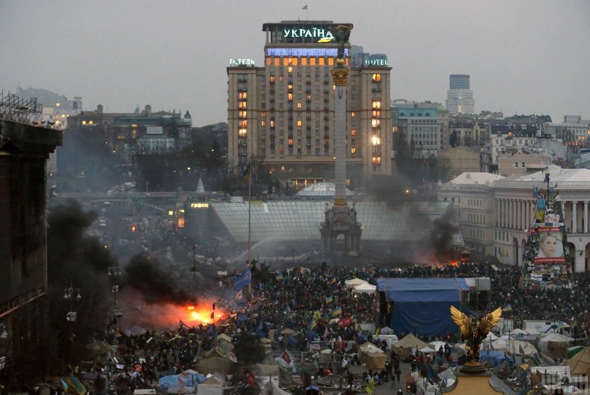 Зимою 2014 року українці переживають найтемніші дні новітньої історії своєї країни / фото УНІАН