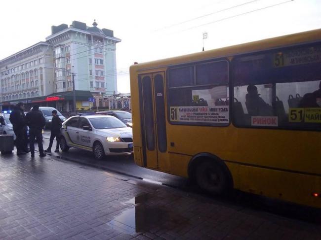 В салоне маршрутки на момент угона находились трое пассажиров / фото rivnepost.rv.ua