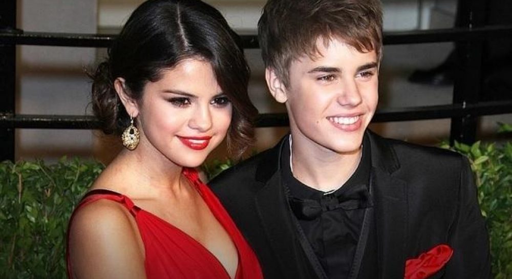 Я Просто Сходил С Ума": Джастин Бибер Рассказал О Расставании С Селеной  Гомес | Униан