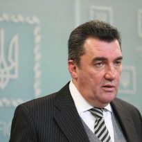 Данилов верит в проведение выборов в ОРДЛО на 50%