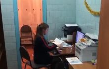 В России учителей переселили в туалеты (видео)