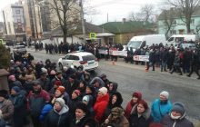 У Луцьку підприємці протестують проти нічного погрому на Центральному ринку (фото)