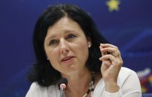 European Commission Vice President says would give Crimea back to Ukraine if switched places with Putin
