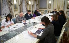 В Україні розроблятимуть програму для молоді з ОРДЛО, щоб мотивувати її зберегти українське громадянство