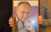 Обматерил портрет Путина: на военной базе РФ в Сирии уволили подводника