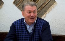 "Надо было меньше курить кальян": Блохин объяснил, почему ряд легионеров не заиграл в Динамо
