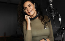 Каменских завела сеть новым фото из студии звукозаписи