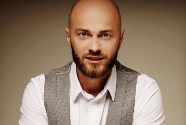 Дружина Влада Ями відповіла, чому він досі не повернувся в Україну