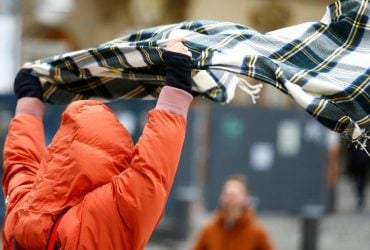 Европу накроет "метеобомба": скорость ветра может достичь 160 км/ч
