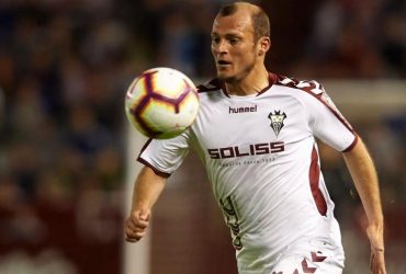 Роман Зозуля назвав імена футболістів, які активно допомагають українській армії