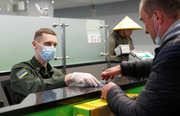 Іноземцям буде легше потрапити до України: що змінилося