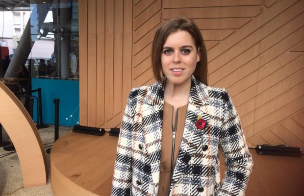 Незвичайний вибір: стала відома дата весілля принцеси Беатріс і Едоардо Мопеллі Моцці