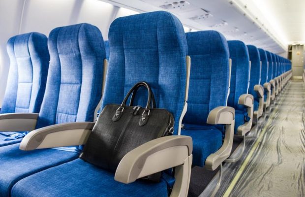 Qantas і Air France-KLM скорочують рейси через коронавірус