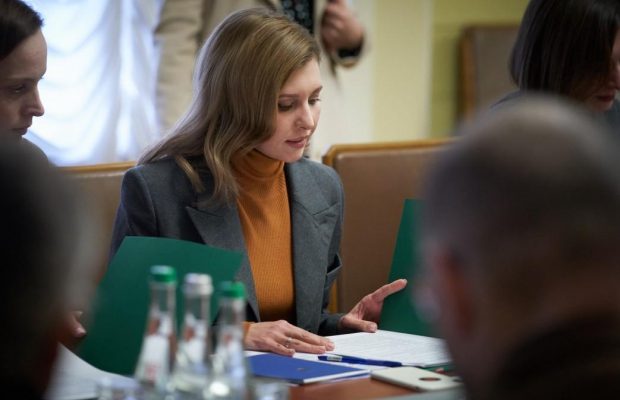 Елена Зеленская ответила на упреки о ее стиле (видео)