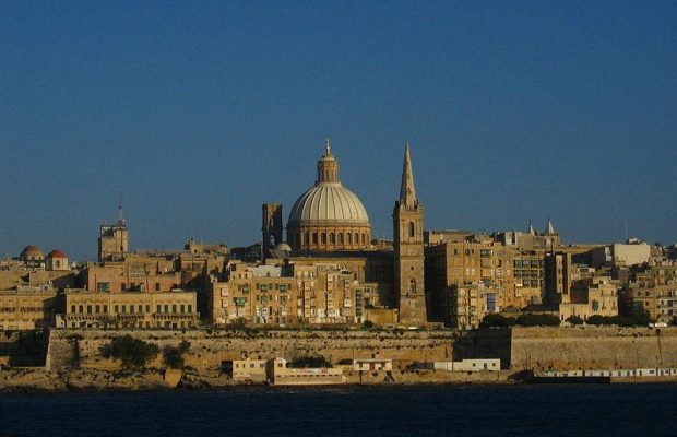 Рай для настоящих гурманов: рыбацкий городок Марсашлок на Мальте (видео)