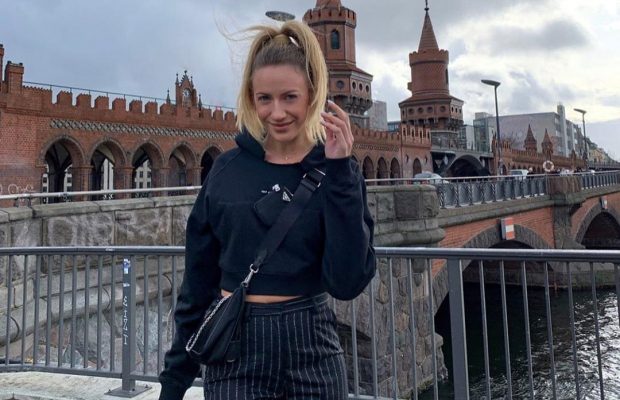 "Це німб або НЛО?": Леся Нікітюк показала дивне фото з Берліна