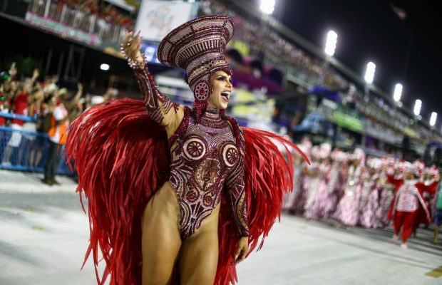 Танцев не будет: мэр Рио-де-Жанейро заявил о невозможности проведения карнавала