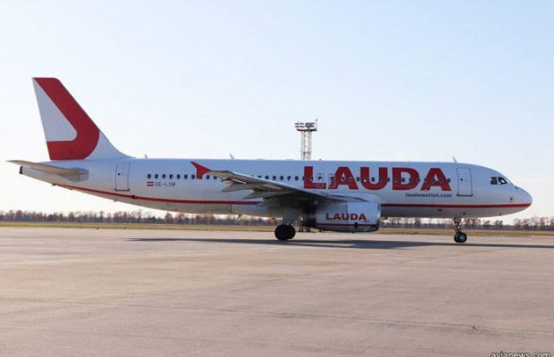 Австрийская дочка Ryanair продает билеты из Украины в Вену по цене от 10 евро