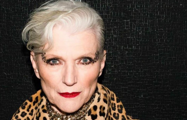 Тиждень моди в Мілані: мама Ілона Маска дефілювала на 15-сантиметрових підборах (фото)