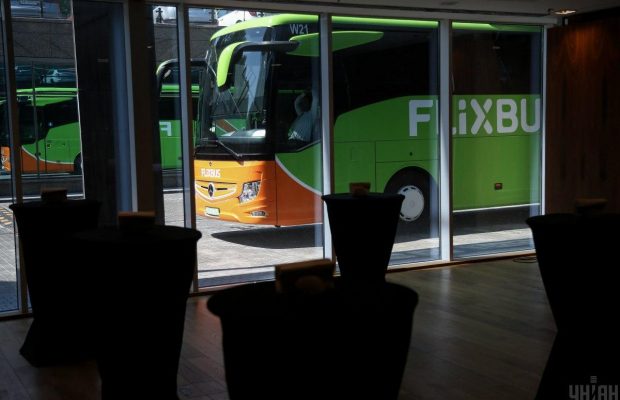 Автобусний лоукостер FlixBus відсьогодні відновлює роботу в Україні