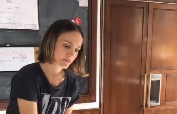 Худышка Натали Портман поделилась своим идеальным рецептом цветной капусты (видео)