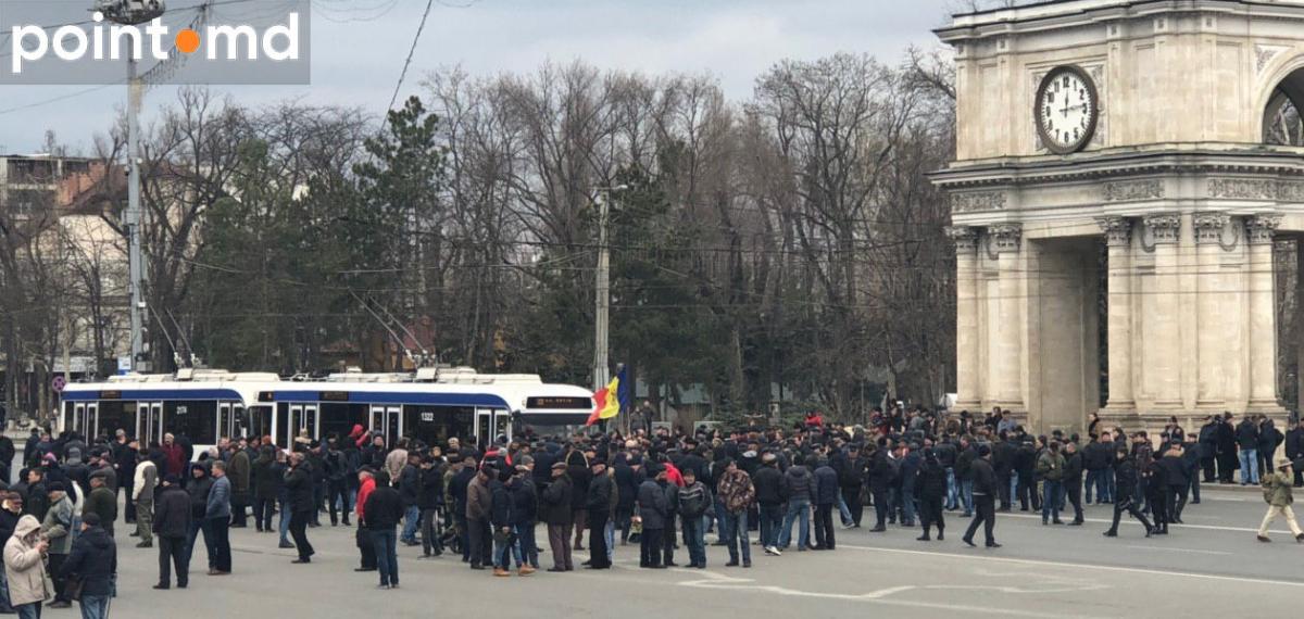 В центре Кишинева протесты ветеранов / фото point.md В центре Кишинева протесты ветеранов / фото point.md