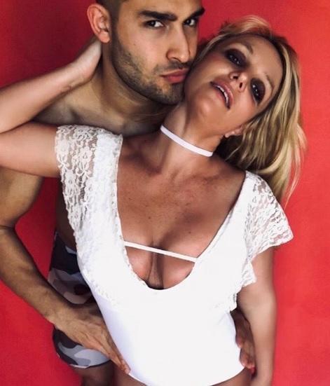 Брітні Спірс та Сем Асгарі / Фото: instagram, britneyspears Брітні Спірс та Сем Асгарі / Фото: instagram, britneyspears