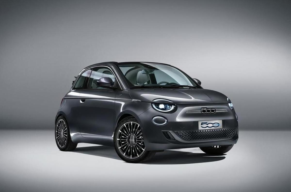 Зовнішність нового електрокара Fiat 500 розкрили до прем'єри / фото Worldscoop Зовнішність нового електрокара Fiat 500 розкрили до прем'єри / фото Worldscoop