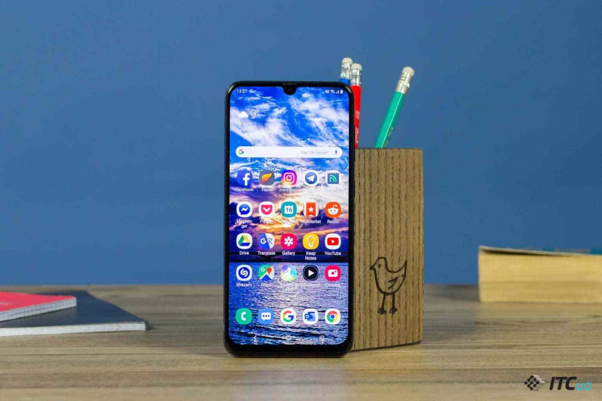 49% всіх смартфонів на український ринок наприкінці 2019 року відвантажила Samsung / фото ITC.ua 49% всіх смартфонів на український ринок наприкінці 2019 року відвантажила Samsung / фото ITC.ua