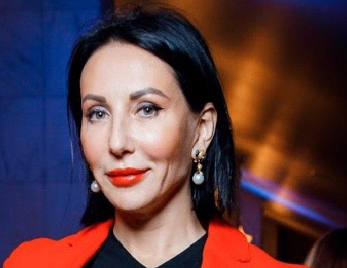 Вчора артистка з'явилася на прем'єрі вистави / "НеМалахов" Вчора артистка з'явилася на прем'єрі вистави / "НеМалахов"