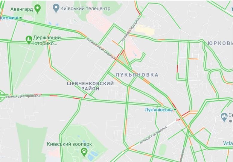 Київ у заторах: яка ситуація на дорогах столиці (карта) Київ у заторах: яка ситуація на дорогах столиці (карта)