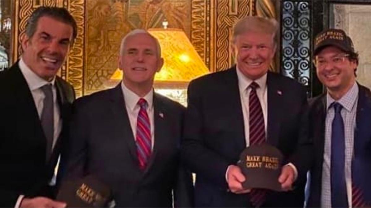 На фотографии Фабио Вайнгартен стоит крайний справа, рядом с ним - Дональд Трамп / фото: Instagram На фотографии Фабио Вайнгартен стоит крайний справа, рядом с ним - Дональд Трамп / фото: Instagram