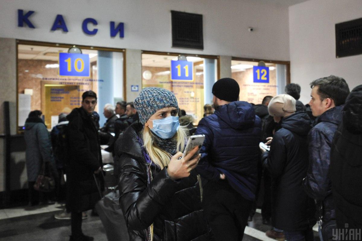 "Укрзализныця" с 18 марта вводит ограничения в работе вокзалов / фото УНИАН