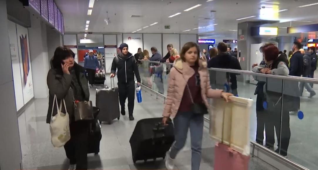 Українці з різних країн прагнуть повернутися додому / скріншот Українці з різних країн прагнуть повернутися додому / скріншот