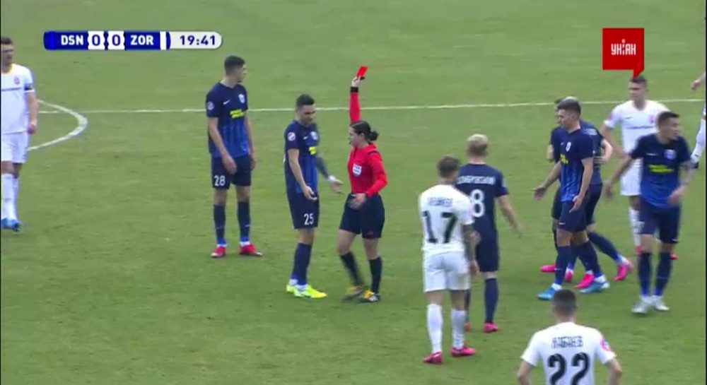 Десна – Заря - 0:0. Удаление Гуцуляка после просмотра VAR