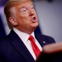Трамп заявил, что узнал об угрозе COVID-19 только в конце января