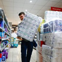 Минздрав посоветовал закрытым на карантин украинцам беречь свою психику