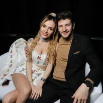 "Хочет ребеночка": украинская певица показала постельное фото с мужем