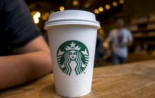Из-за коронавируса Starbucks будет продавать кофе только в одноразовых стаканах