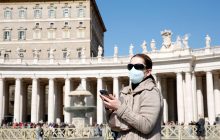 Коронавирус в Италии: Армани пожертвовал 1,4 миллиона долларов