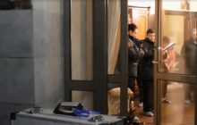 В Николаеве бандиты ворвались в дом чиновника и пытали его семью, требуя деньги (видео)