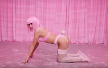 "Можно грузить на Pornhub?": MARUV выпустила очень пошлый клип (видео 18+)