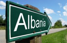 Албания ввела комендантский час из-за коронавируса