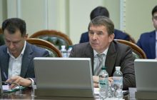 Обласні та районні лікарні не мають достатньої кількості апаратів штучної вентиляції легень - депутат Кулініч