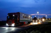 Угорщина пропустила першу колону українських вантажівок з Італії - посол